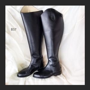 B37 NEWLadies Black Dress boots